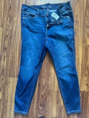 torrid Women's Medium Blue Skinny Jeans